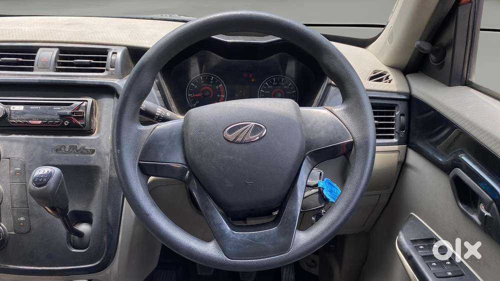 Mahindra Kuv 100 Mfalcon G80 K4, 2017, Petrol