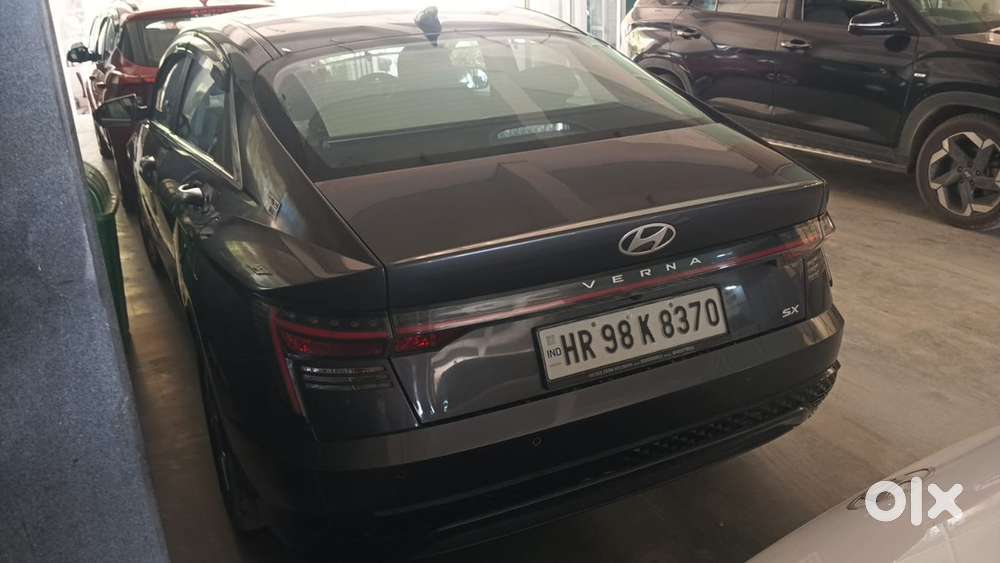 Hyundai Verna 2023 Petrol 39000 Km Driven