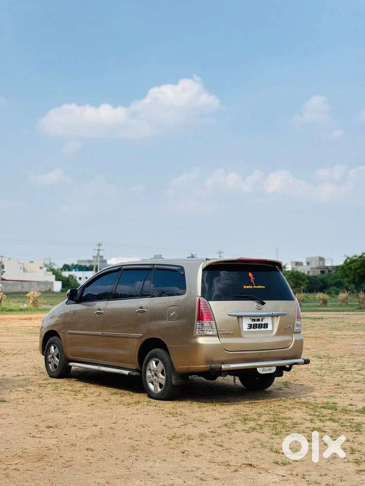 Toyota Innova 2.0 V, 2005, Diesel