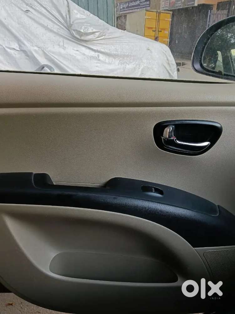 Hyundai I10 Sportz 2013