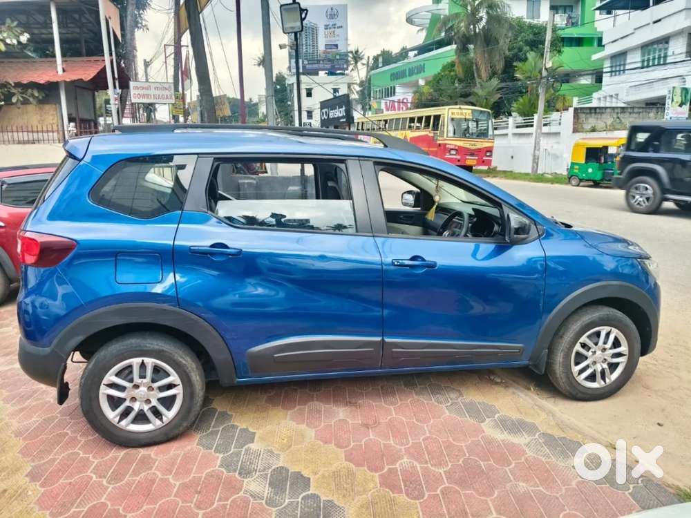 Renault Triber Rxt, 2022, Petrol