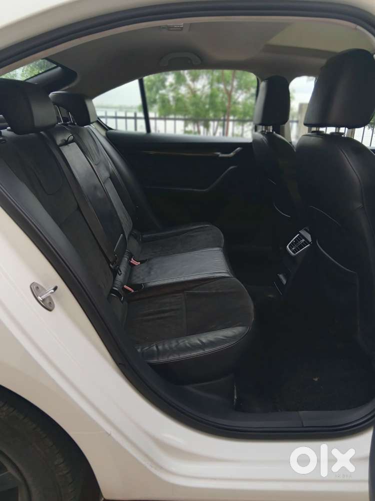 Skoda Octavia 1.9 Elegance Tdi, 2015, Diesel