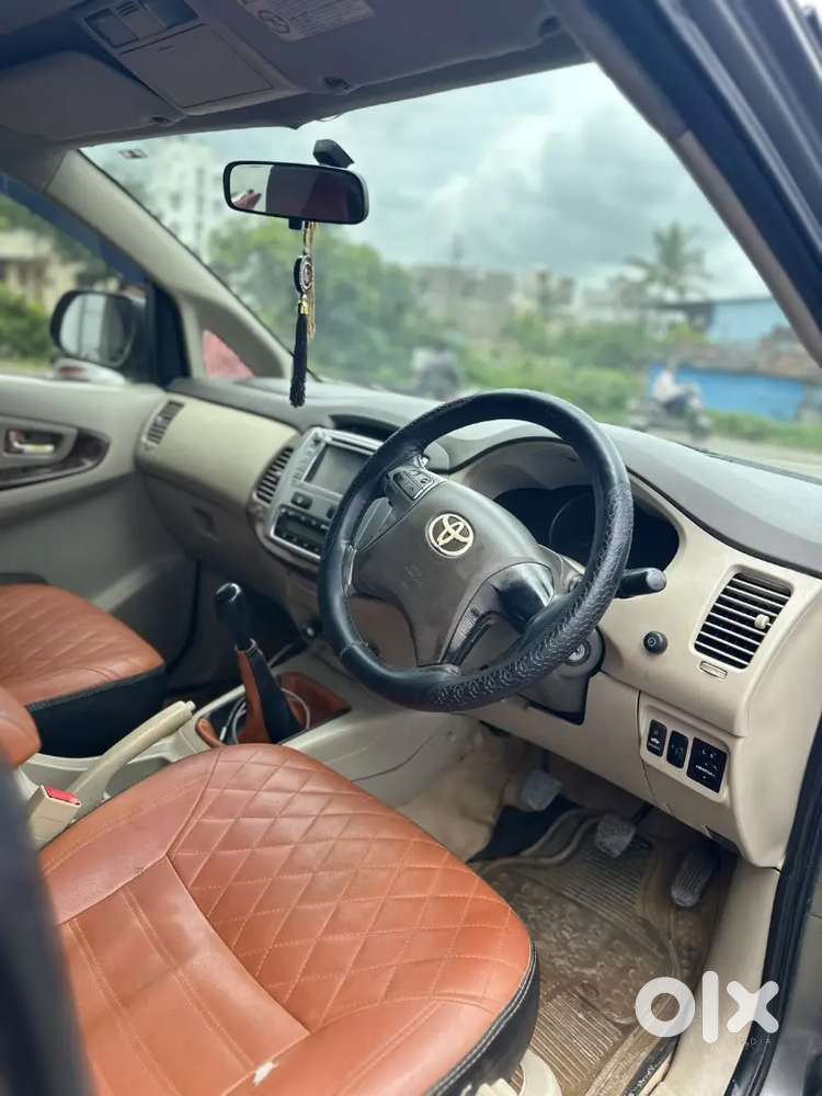 Toyota Innova Diesel 2012 Second Hand