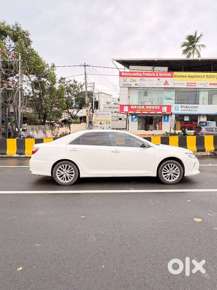 Toyota Camry Hybrid, 2018, Petrol