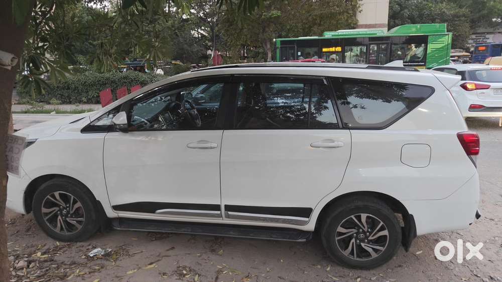 Toyota Innova Crysta 2022