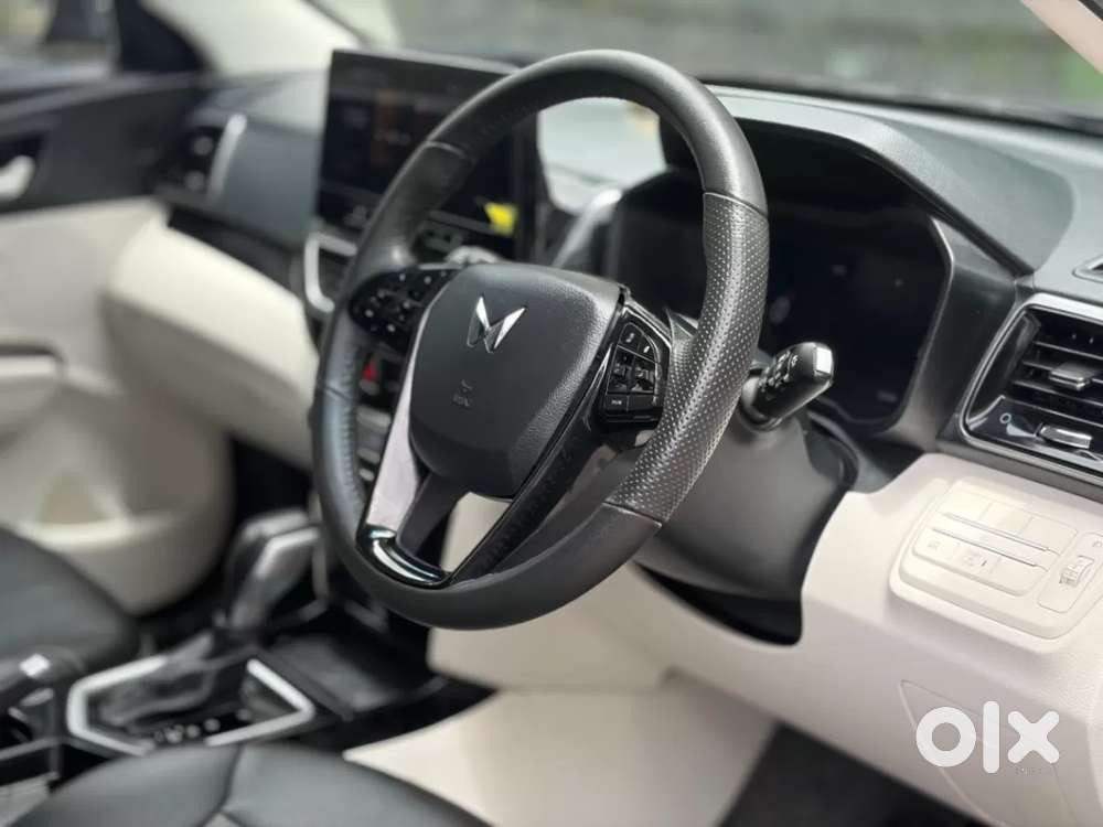 Mahindra Xuv 3xo Ax5l 1.2 Petrol At, 2024, Petrol