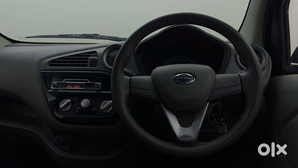 Datsun Redigo T Option, 2016, Petrol