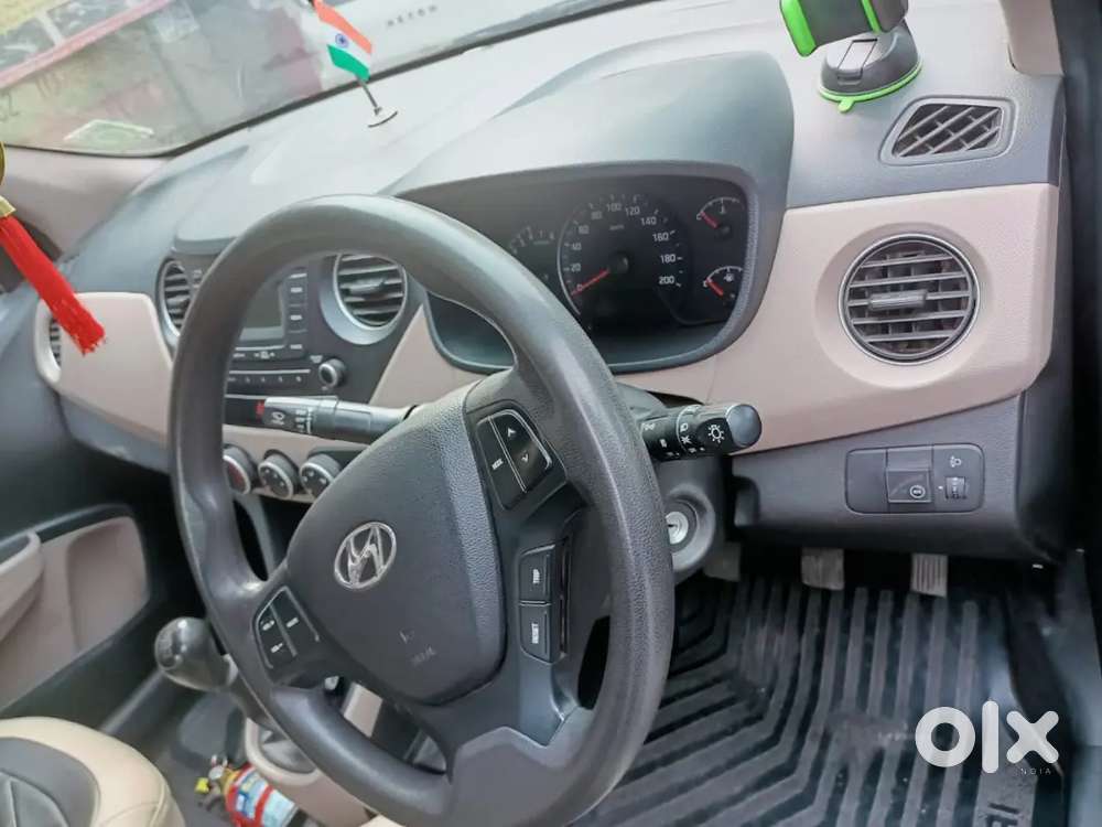 Hyundai Xcent 2017 Cng /petrol