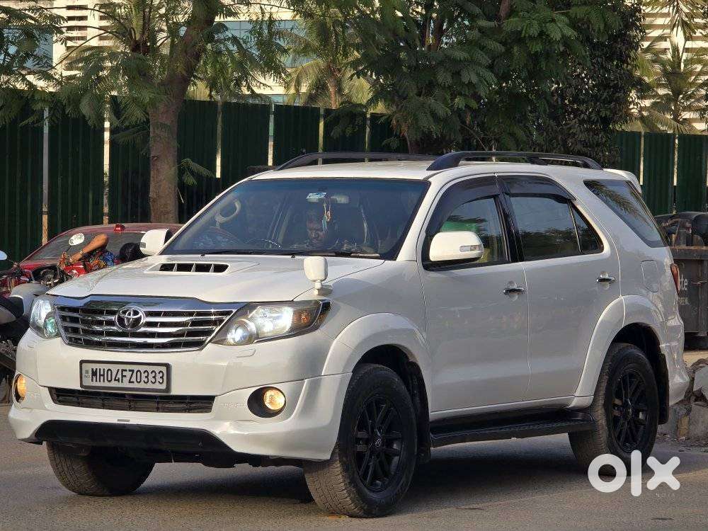 Toyota Fortuner 3.0 4x2 Automatic, 2012, Diesel