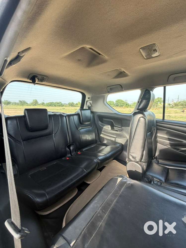 Toyota Innova Crysta 2019