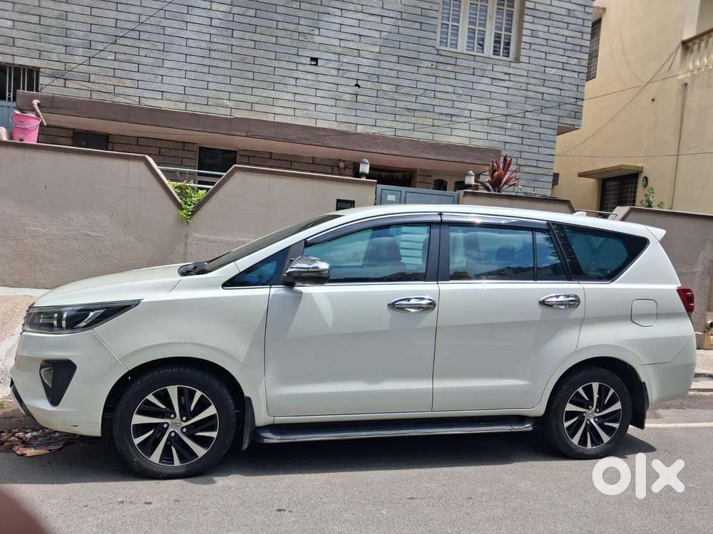 Toyota Innova Crysta [2020-ongoing] 2.4 ZX AT 7 STR, 2021, Diesel