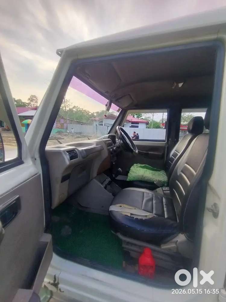 4mahindra Bolero 2011