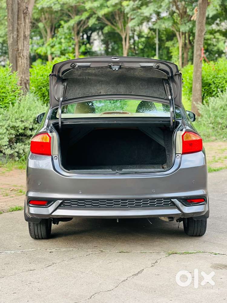 Honda City V At I-vtec, 2017, Petrol