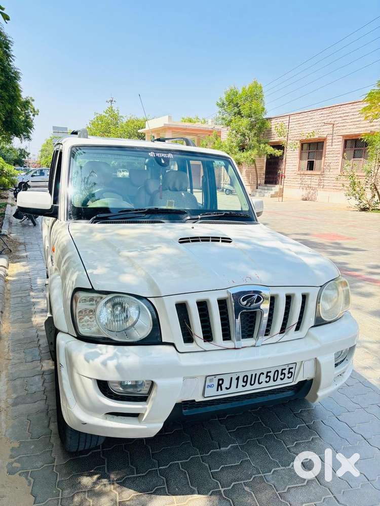 Mahindra Scorpio 2014 Diesel Manual