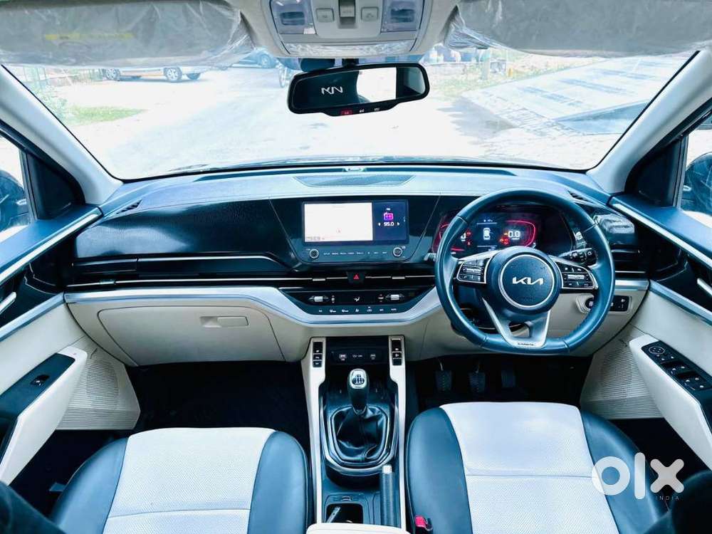 Kia Carens 1.5 Luxury Plus Diesel 6 Str, 2022, Diesel