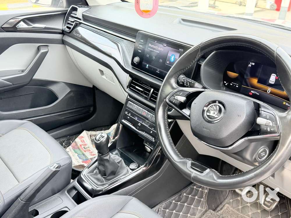 Skoda Kushaq 1.0 Tsi Style, 2023, Petrol