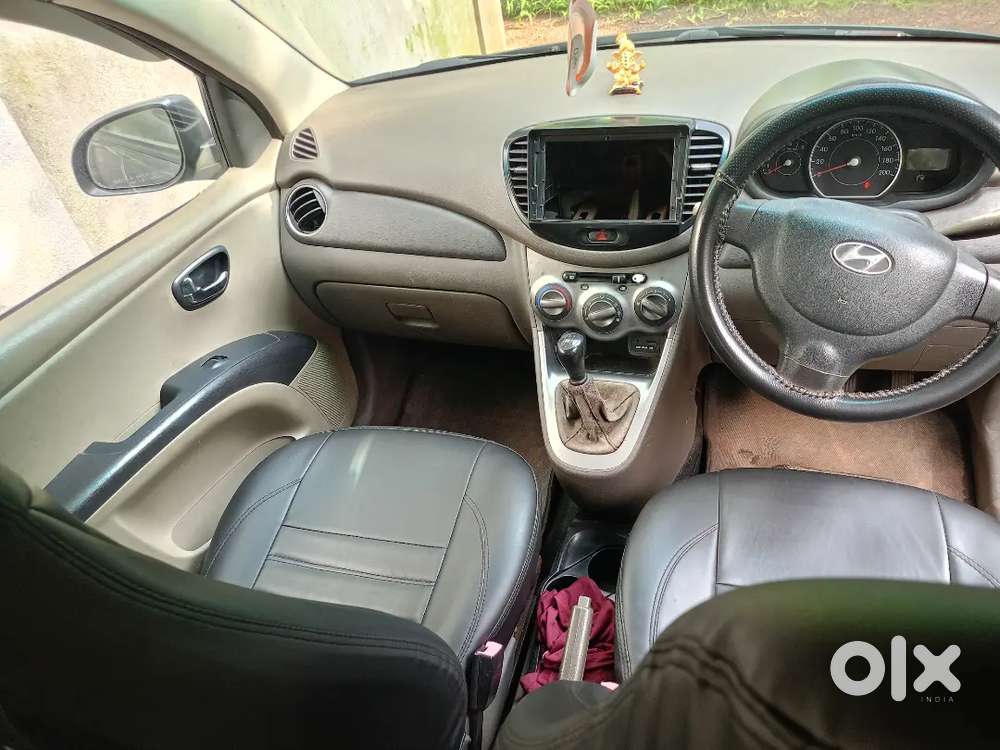 Hyundai I10 Sportz Petrol 2011