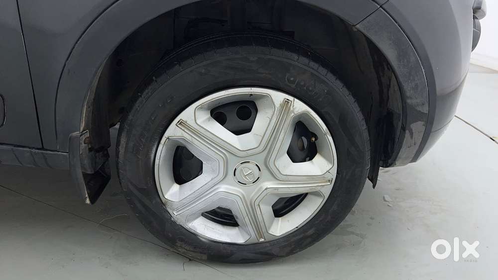 Tata Nexon 1.2 Revotron Xm, 2019, Petrol