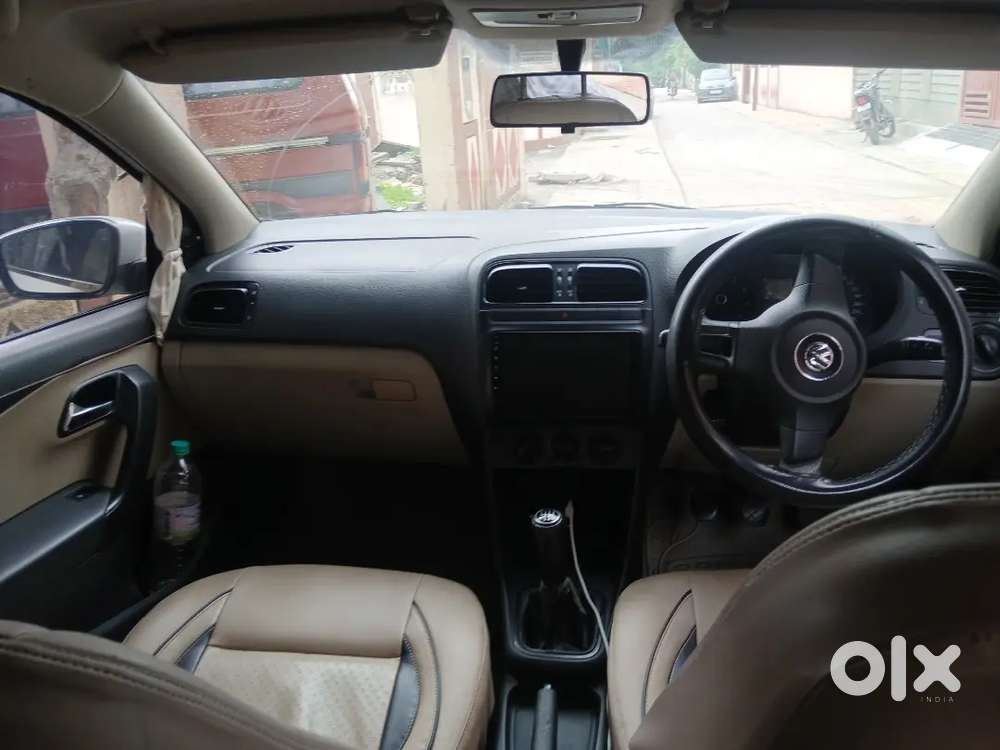 Volkswagen Polo Petrol 2011