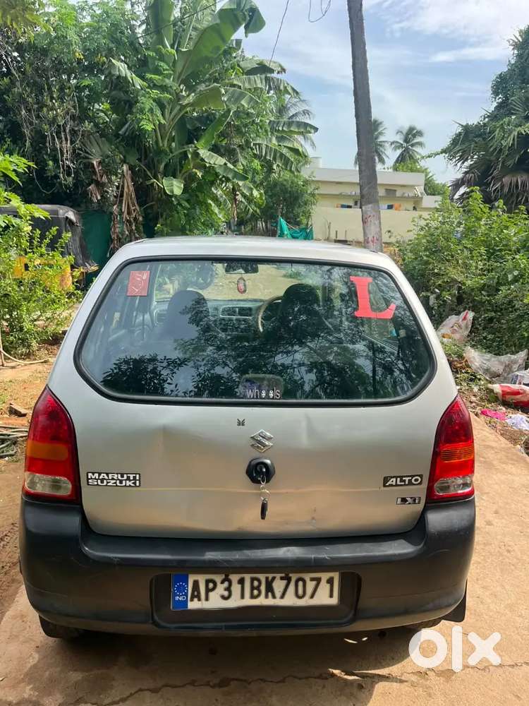 Maruti Suzuki Alto 2010 Petrol Manual