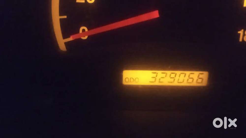 Chevrolet Tavera 2010 Diesel 32906 Km Driven