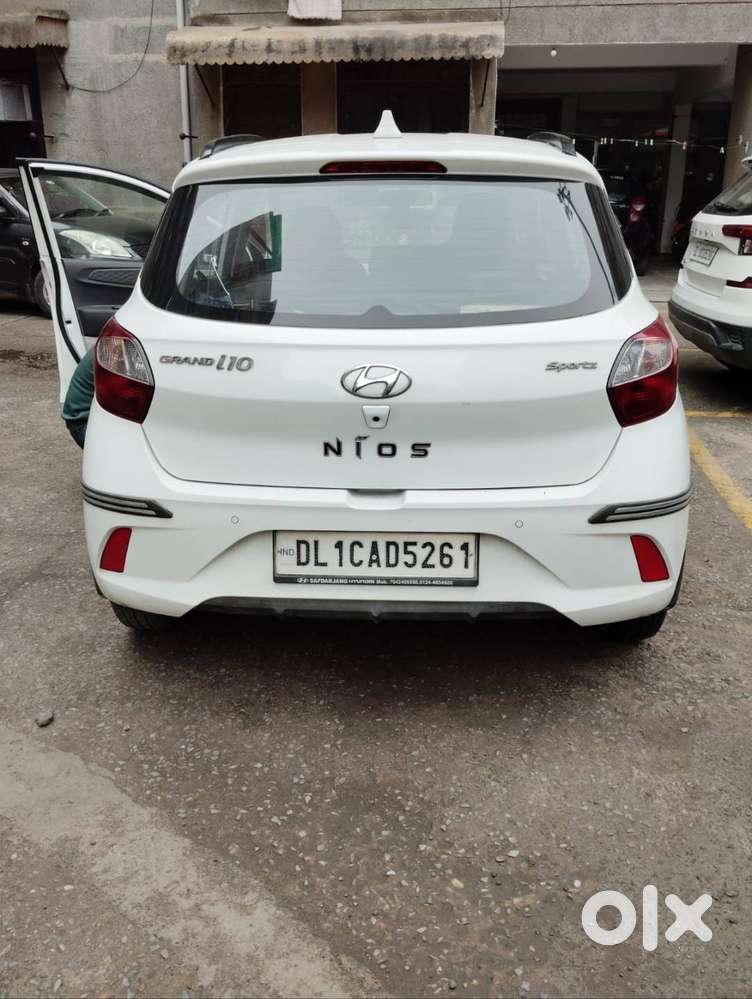 Hyundai I10 Nios, Sportz Petrol Manual Transmission