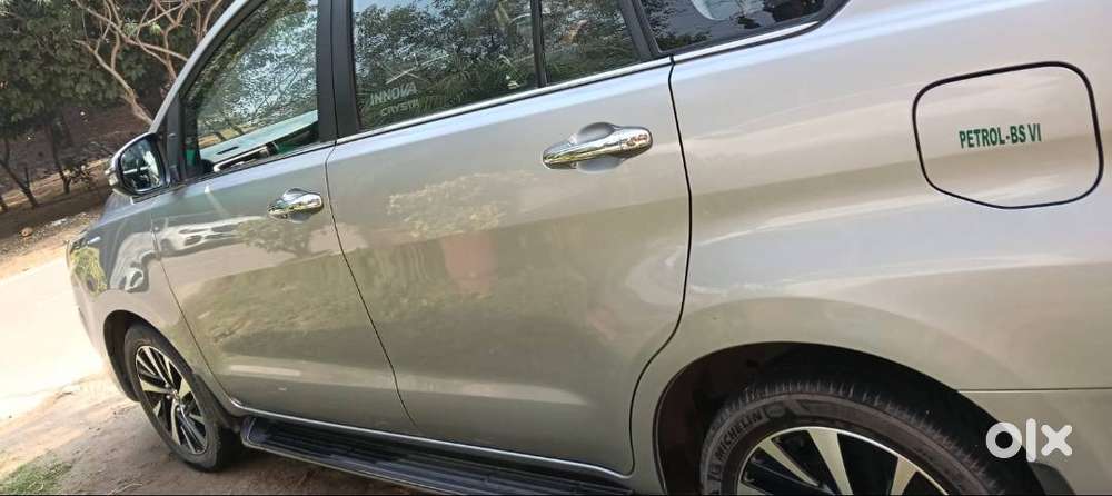 Well-maintained Car In Showroom Condition.