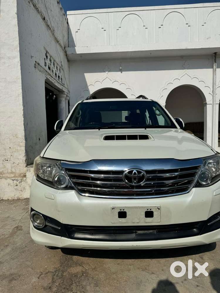Toyota Fortuner Diesel 2015
