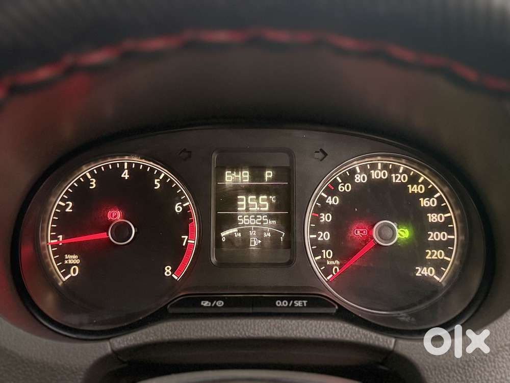 Volkswagen Vento 1.2 Tsi Highline At, 2018, Petrol