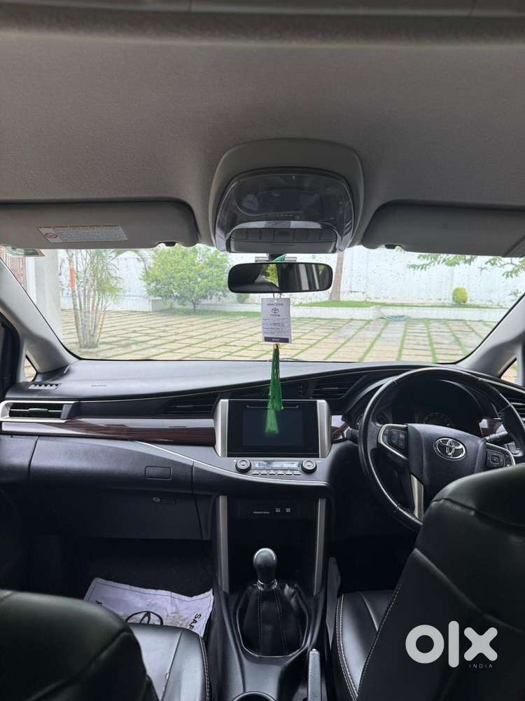 Toyota Innova Crysta Diesel 2017
