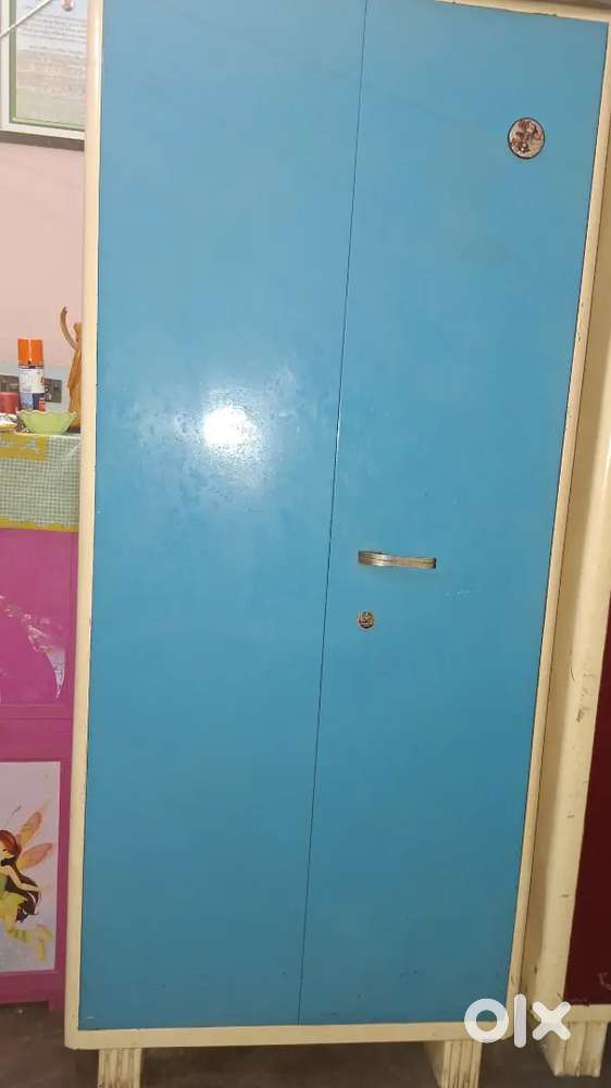 STEEL GOOD QUALITY ALMIRAH