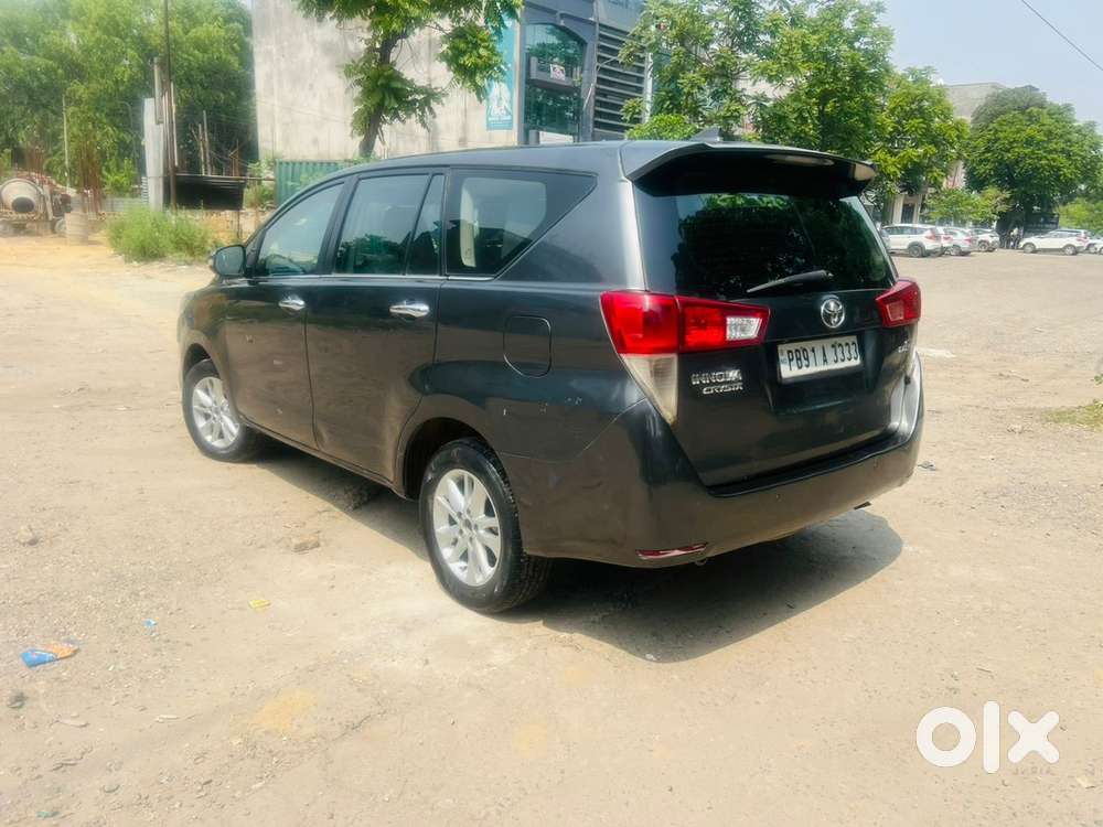 Toyota Innova Crysta 2018