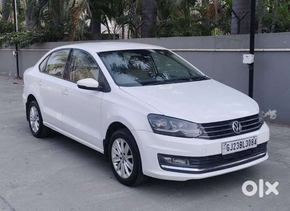 Volkswagen Vento 1.2 Tsi Highline Plus At, 2017, Petrol
