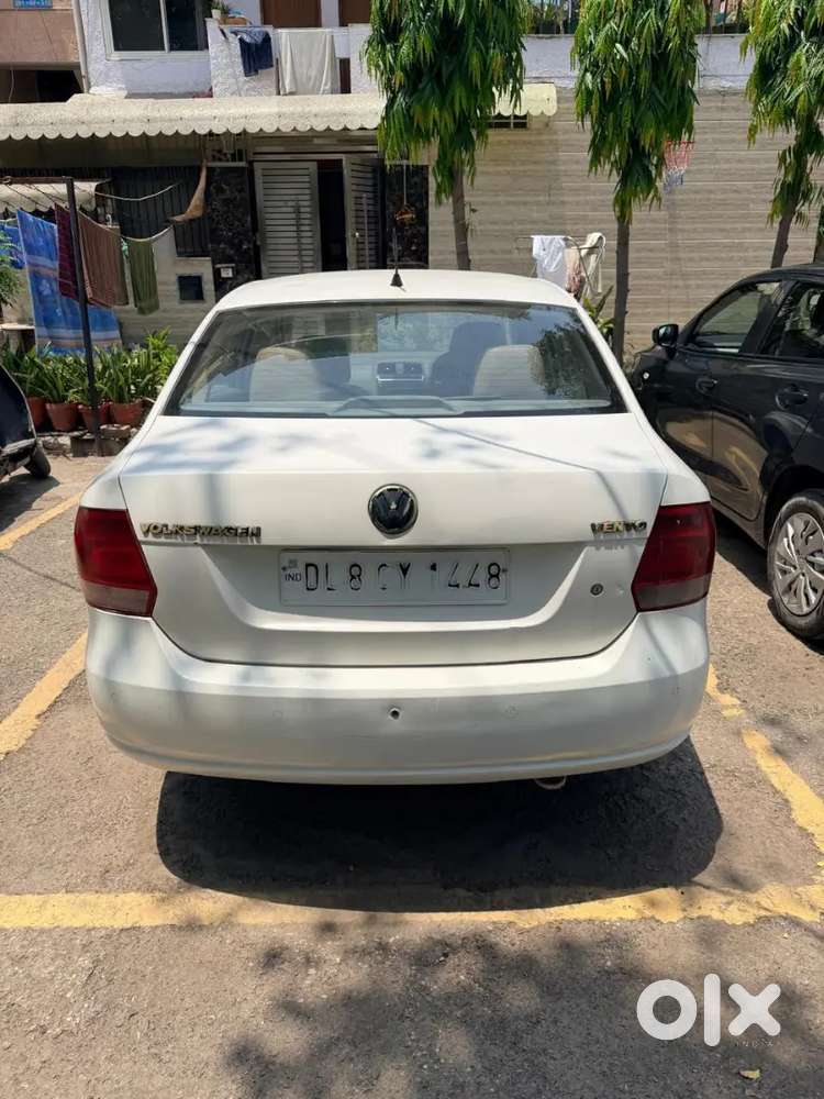 Volkswagen Vento 2012 Cng & Hybrids 70000 Km Driven