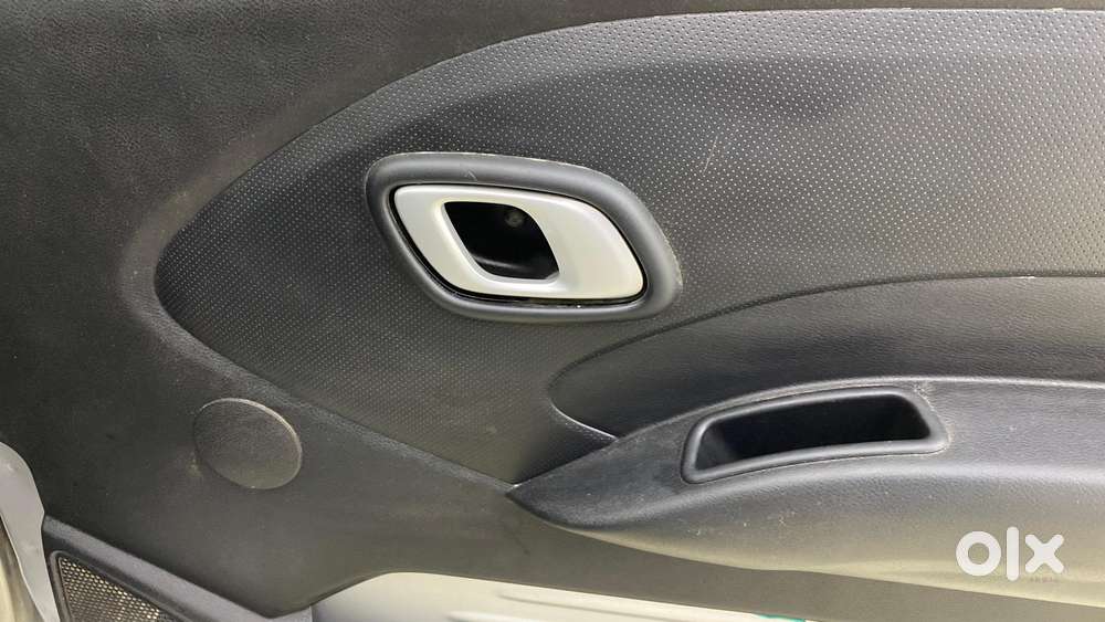 Datsun Redigo T Option, 2018, Petrol