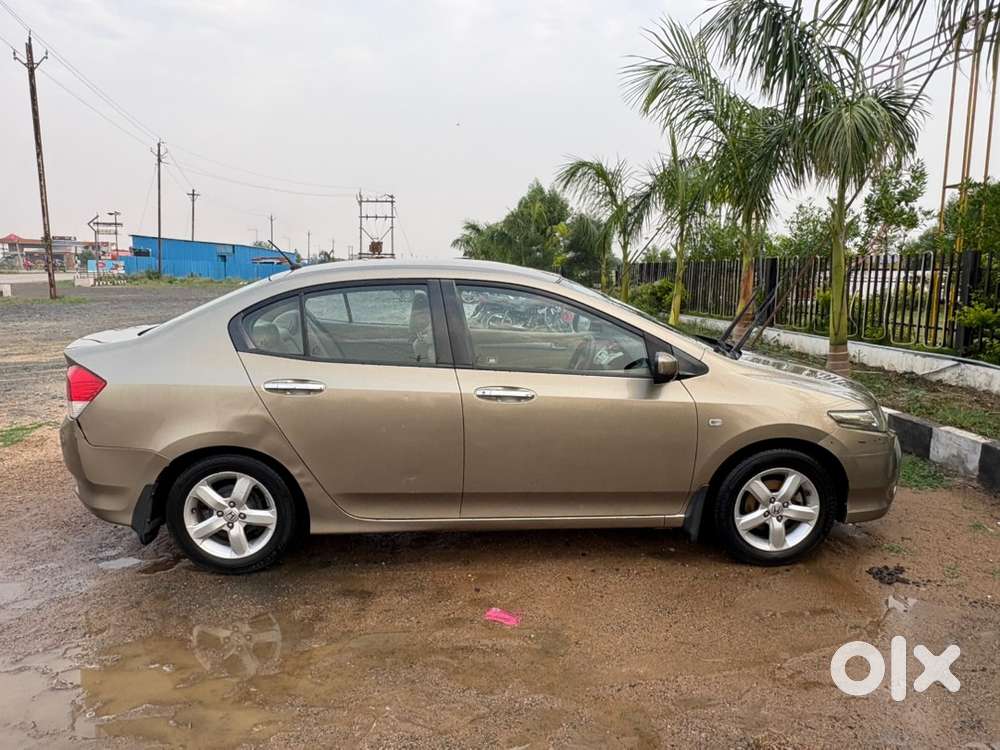 Honda City 2011 Petrol & Cng Well Maintained