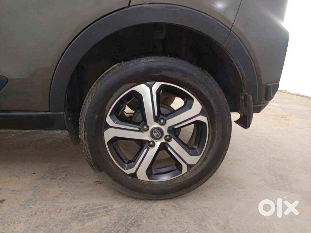 Tata Nexon 1.2 Revotron Xz Plus, 2021, Petrol