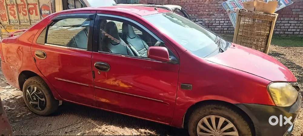 Toyota Etios Cross 2011 Cng & Hybrids 100000 Km Driven