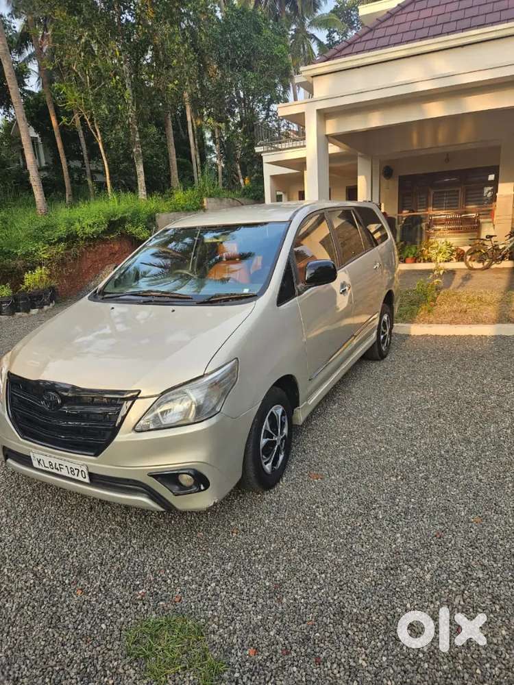 Toyota Innova Diesel 2012