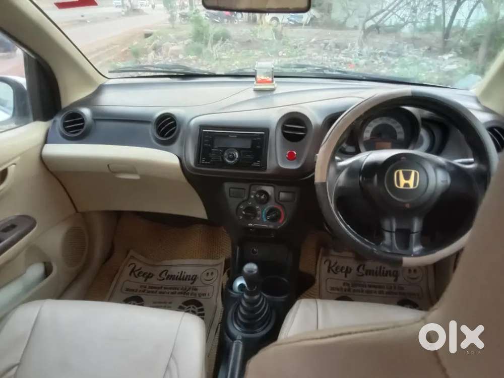Honda Brio Petrol Mt 2012