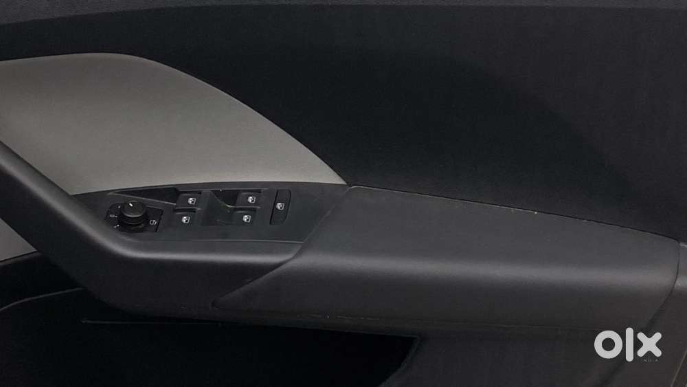 Skoda Kushaq Style 1.5 Tsi Dsg Dual Tone, 2021, Petrol