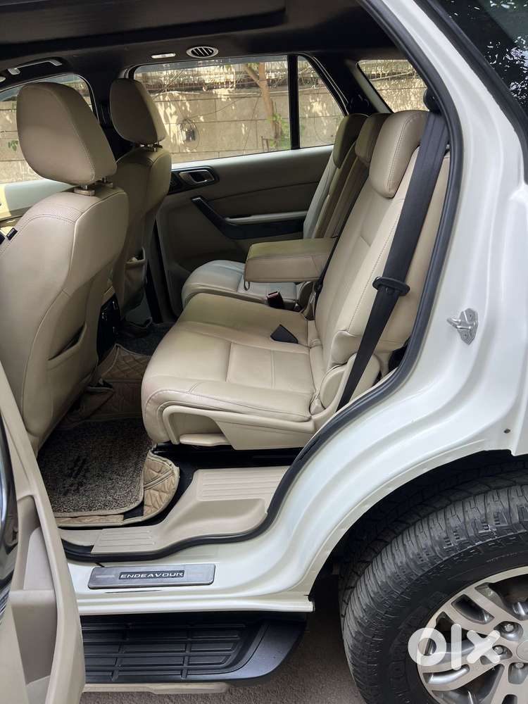 Ford Endeavour 3.2 Titanium At 4x4, 2017, Diesel