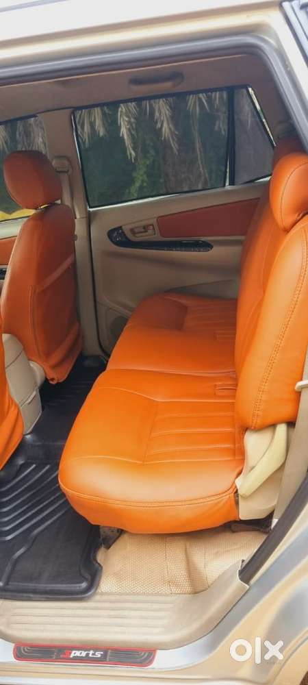 Toyota Innova Diesel Manual 2010 Km Driven