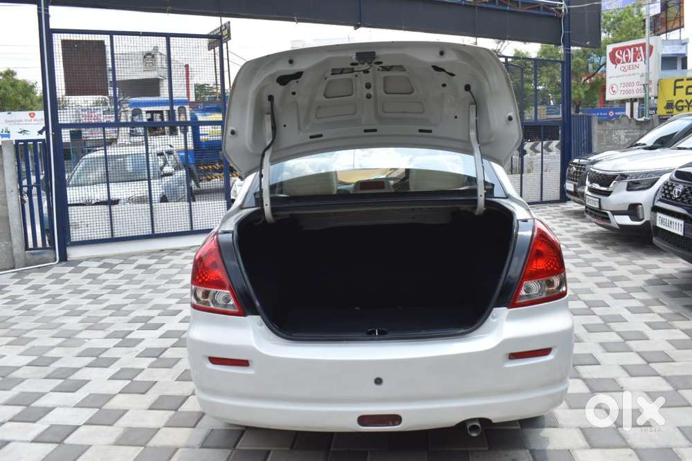 Maruti Suzuki Swift Dzire 1.3 Zxi, 2011, Petrol