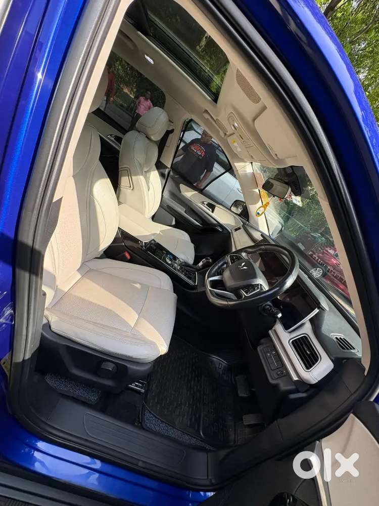 Mahindra Xuv700 Ax7l 2022 Diesel 69900 Km Driven