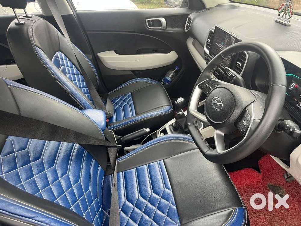 Hyundai Venue Sx (o) Mt 1.0 Turbo Dual Tone, 2025, Petrol