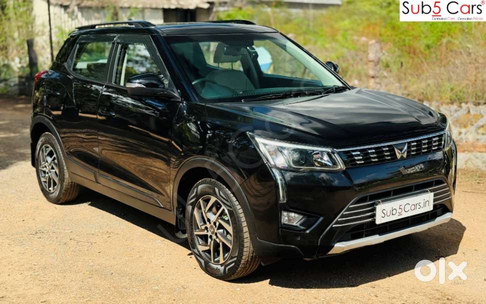 Mahindra Xuv300 W8 Option, 2023, Petrol