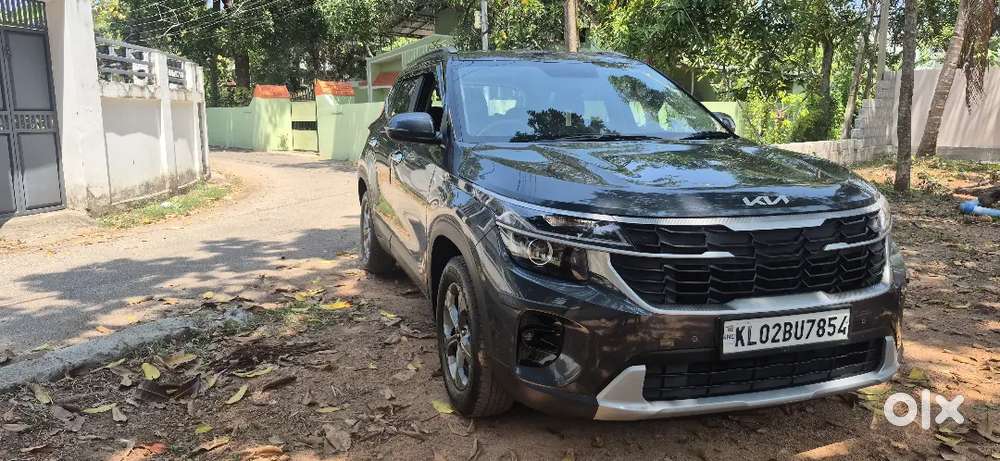 Kia Seltos 2023 October  Petrol Well Maintained
