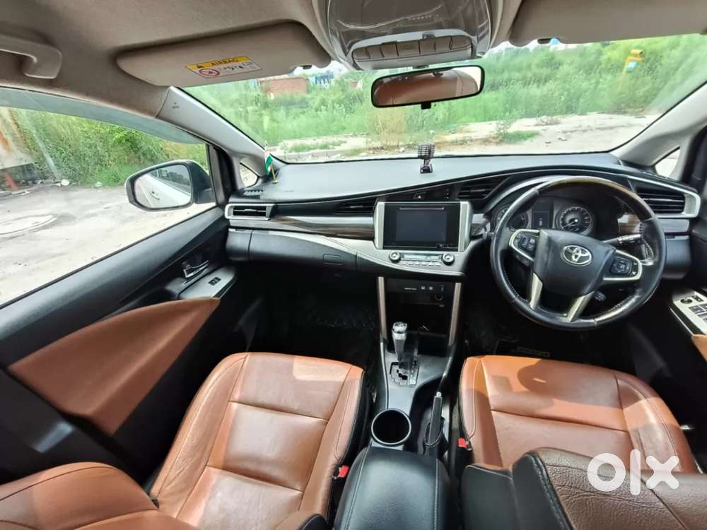 Toyota Innova Crysta 2.8 Zx At 7 Seater, 2019, Diesel