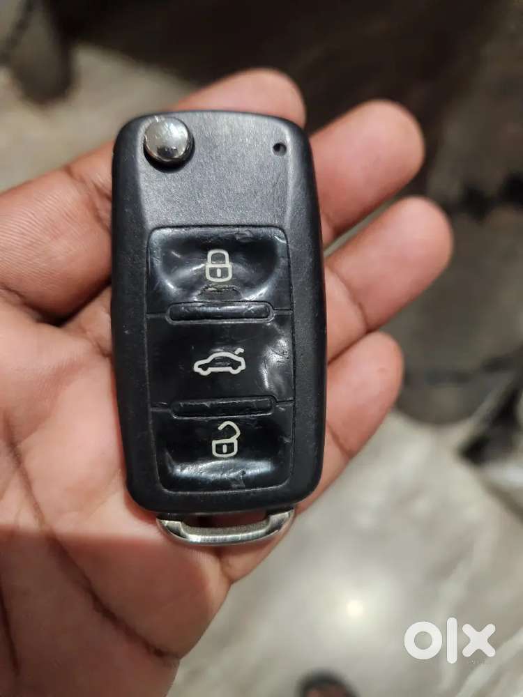 2017 Skoda Rapid Style Plus 1.6 Petrol  56,000 Km